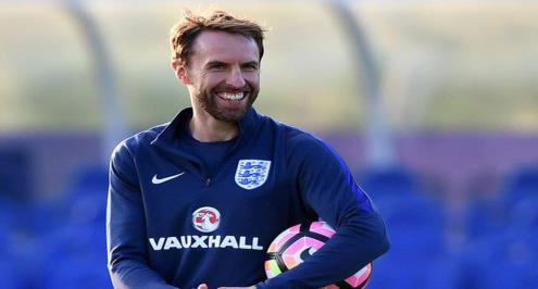 ساوثجيت يختار 23 لاعبًا لمباراتي أندورا والمجر في تصفيات المونديال